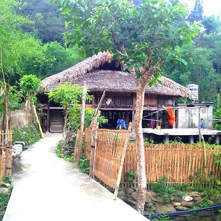 Thon Tha Tay Stilt House Apartment Ха Жианг Екстериор снимка